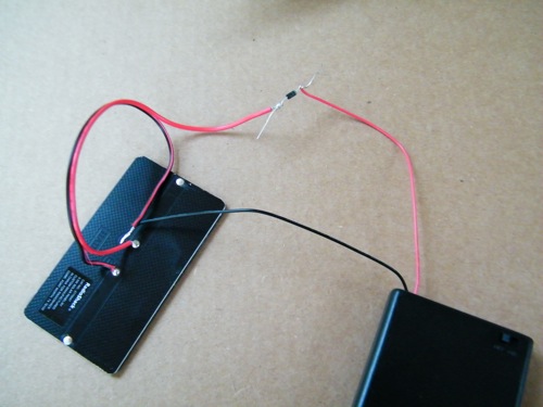 How to Make a Solar-Powered Battery Charger  herban lifestyle